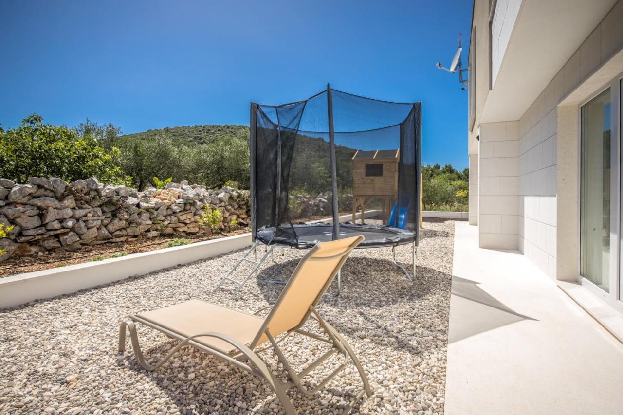 Villa Hileja Marina Exterior photo